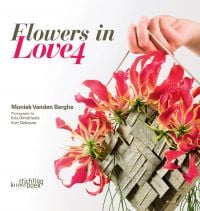 Book cover of Flowers in Love 4, with pink wavy lilies to top of a vessel made of leaves. Published by Stichting.