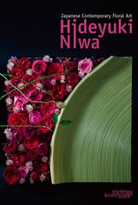 Black book cover of Hideyuki Niwa, Japanese Contemporary Floral Art, with a sea of red and pink roses. Published by Stichting.