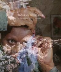 Black woman male holding piece of pale blue fabric near head, on cover of 'Gaëlle Choisne, Temple of Love', by Verlag Kettler.