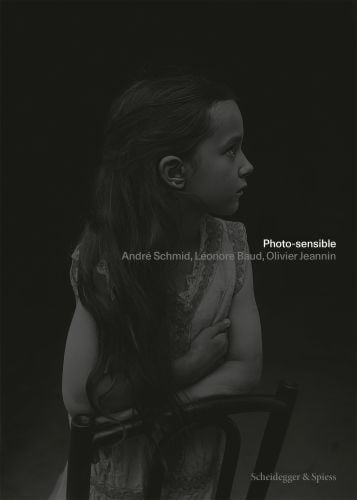 Photo-sensible