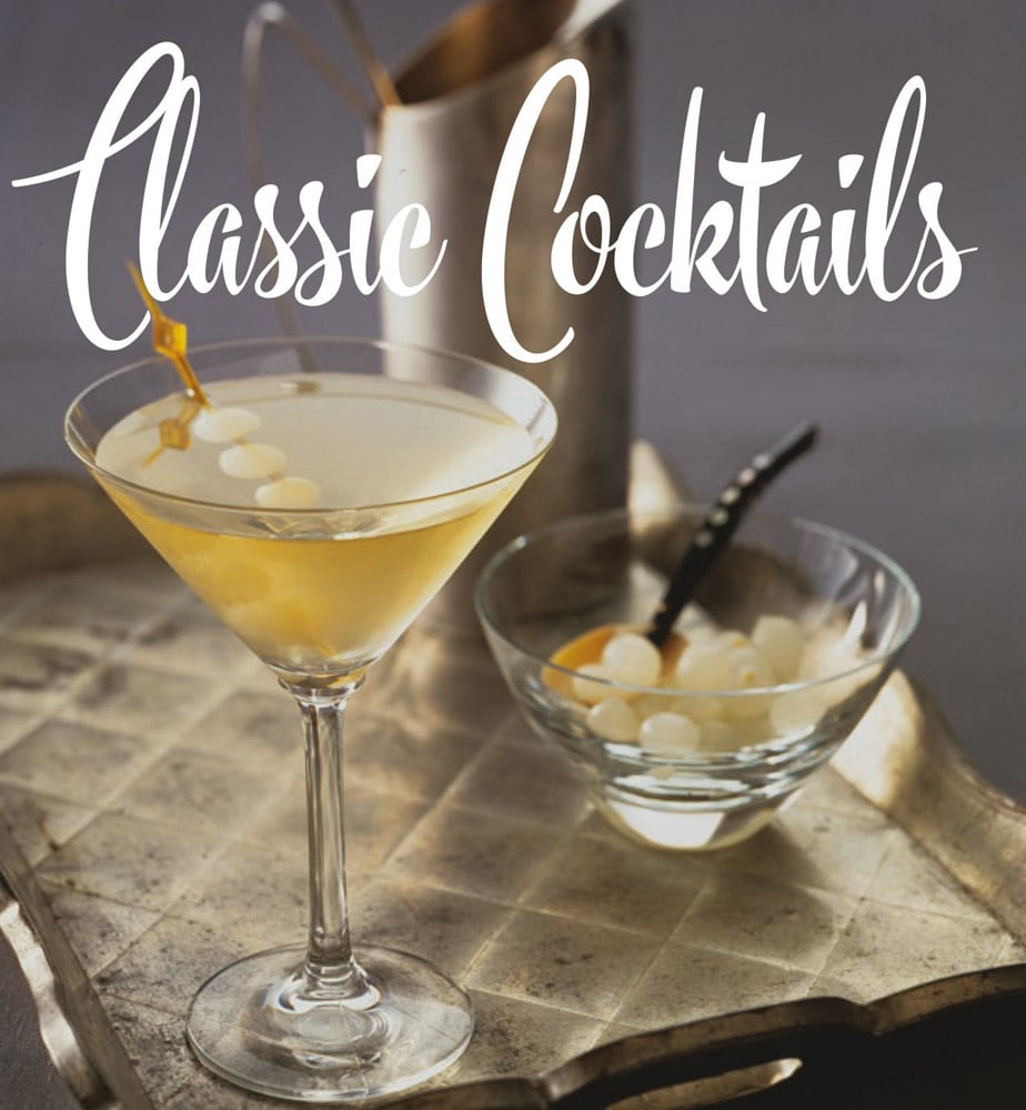 Book cover of Classic Cocktails: Tiny Folio, with a martini cocktail. Published by Abbeville Press.