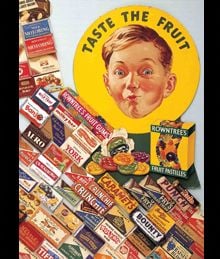 Book cover of The 1950s Scrapbook, with a woman sitting on a chair watching T.V, with her husband washing the dishes in the kitchen. Published by The Museum of Brands.