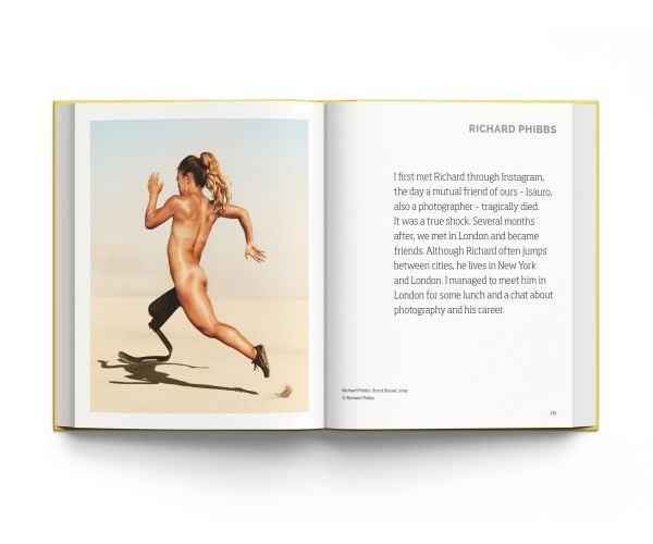 Book cover of Photographers on the Art of Photography. Published by ACC Art Books.