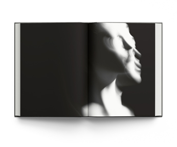 Book cover of Memory of Light, Steen Evald, with a blurred female nude in movement. Published by ACC Art Books.