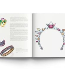 Book cover of Women Jewellery Designers, featuring an aquamarine and diamond necklace from 1930s. Published by ACC Art Books.