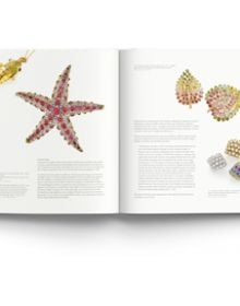 Book cover of Women Jewellery Designers, featuring an aquamarine and diamond necklace from 1930s. Published by ACC Art Books.