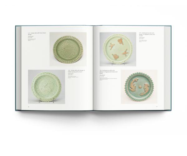 Book cover of Jade Green and Kingfisher Blue, with a pale green Longquan Ware Vase with Phoenix Handles, in National Palace Museum, Taipei. Published by ACC Art Books.