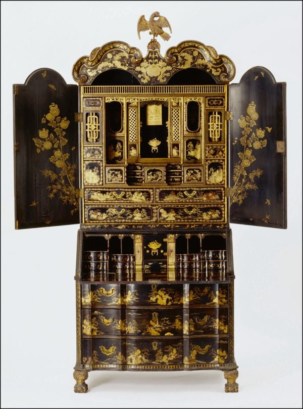 Book cover of Japanned Papier Mâché and Tinware c.1740-1940; with Victorian couple standing next to piano. Published by ACC Art Books.