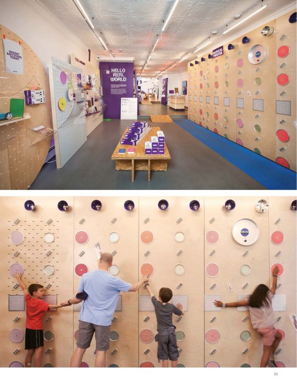 Book cover of Store Design Experience-Based Retail Interior with a retail store selling pink chairs. Publishing Images Publishing.