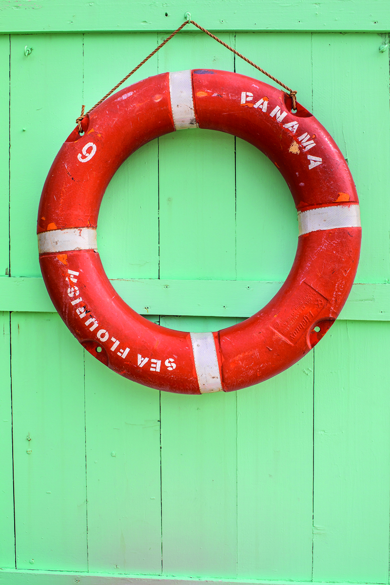 Book cover of Nantucket: Classic American Style 30 Miles Out to Sea. Published by Images Publishing.