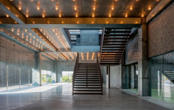 Book cover of Taesun Hong: YKH Associates, with exterior of Saebyeol Brewery in South Korea. Published by Images Publishing.