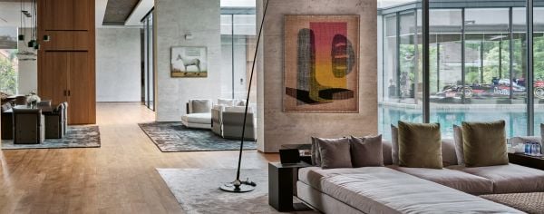 Book cover of Thomas Elliott: Directions, with a large, modern glass building. Published by Images Publishing.