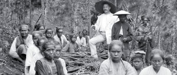 Book cover of A Botany of Violence, with an aerial view of white tablet. Published by ORO Editions.