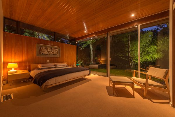 Book cover of Emergence of a Modern Dwelling, with Hassrick House and landscaped grounds. Published by ORO Editions.