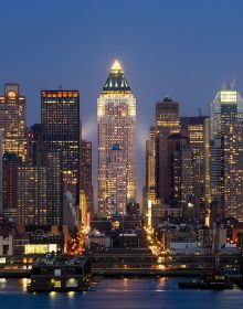 Book cover of Developing: My Life William Zeckendorf, featuring the American real estate developer on a building site, grinning, with foot on shovel. Published by ORO Editions.