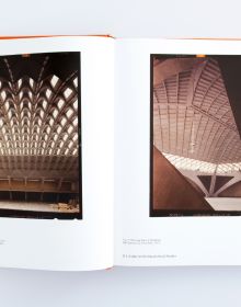 Book cover of G. E. Kidder Smith Builds: The Travel of Architectural Photography, with George Everard Kidder Smith sitting in front of Egyptian pyramid, with camera and tripod. Published by ORO Editions.