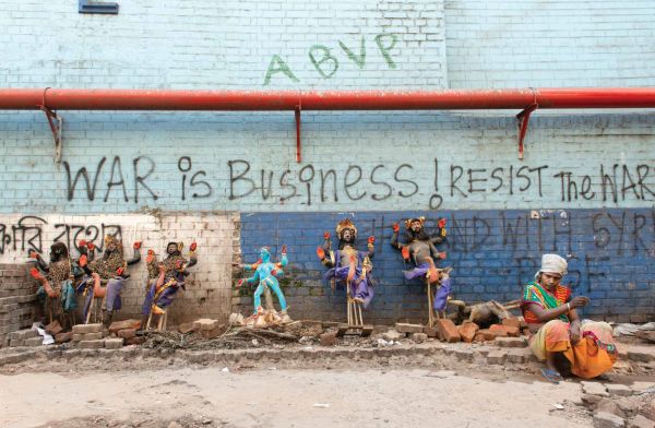 Book cover of Departures, written in Hindi language. Published by ORO Editions.