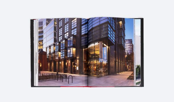 Book cover of Hotel Design, featuring a modern hotel 'Moxy', in Washington. Published by ORO Editions.