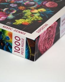 Puzzle box of Superstar: 1000 piece puzzle. Published by Kinstler.