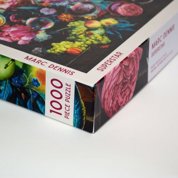 Puzzle box of Superstar: 1000 piece puzzle. Published by Kinstler.