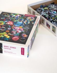 Puzzle box of Superstar: 1000 piece puzzle. Published by Kinstler.