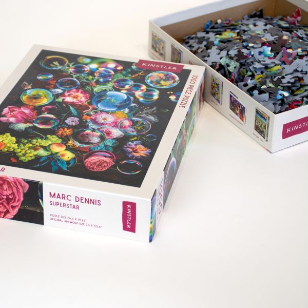 Puzzle box of Superstar: 1000 piece puzzle. Published by Kinstler.