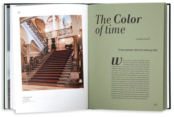 Book cover of Simone Pheulpin, with a cream raw cotton sculpture resembling sliced tree trunk. Published by Editions Cercle d'Art.