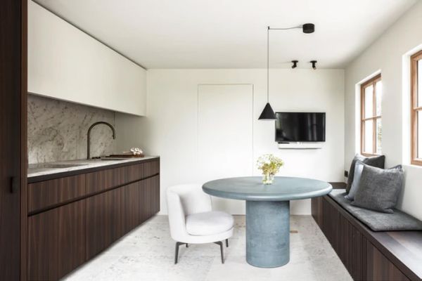 Grey box-set of 'Absolute Architecture by ABS Bouwteam', by Beta-Plus.