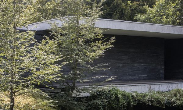 Grey box-set of 'Absolute Architecture by ABS Bouwteam', by Beta-Plus.