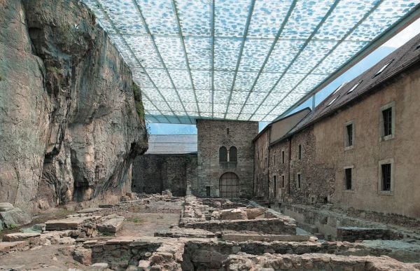 Book cover of Savioz Fabrizzi: De aedibus 56. Published by Quart Publishers.