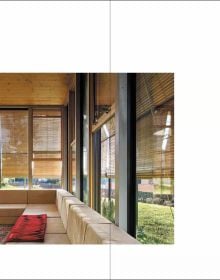 Book cover of Emiliano Lopez Monica Rivera Arquitectos: Domestic Thresholds. Published by Quart Publishers.