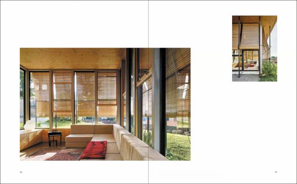 Book cover of Emiliano Lopez Monica Rivera Arquitectos: Domestic Thresholds. Published by Quart Publishers.