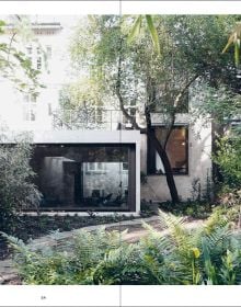 Black cover with 44 Anthologie to top left, STAEHELIN MEYER in centre and QUART to the bottom left, all in pale blue font