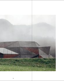 Blue cover with BERGMEISTERWOLF - Brixen/Bressanone in black font