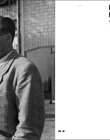 Book cover of Empathie als Funktion: Die Schulbauten Emil Jauchs, with two children playing on water fountain, in school ground. Published by Quart Publishers.