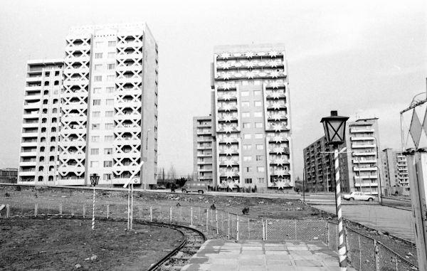 Book cover of Baku: Oil and Urbanism. Published by Park Books.