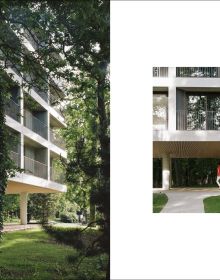 HEC Campus Evolution of a Model in black font to top of grey cover