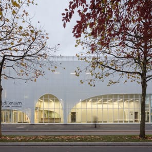 Book cover of L'architecture comme environnement: PARC Architectes. Published by Park Books.