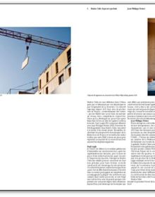 Cover of 2 photos, half of wood building, other half of tree trunk, green trees behind, on white cover, Les bois dont on fait les villes in black font above.