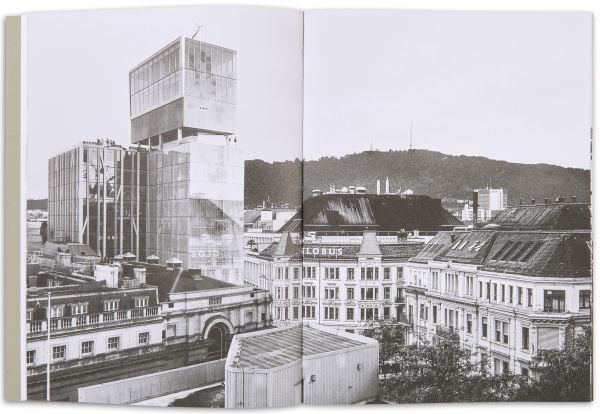 Yellow book cover of De la verticalité: Three Centuries of Park Systems. Published by Park Books.