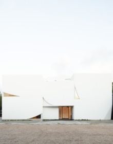 Book cover of Blanking: An Annotated Archive of Projects and Thoughts on Architecture by Schaum/Shieh. Published by Park Books.