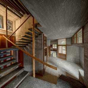 Book cover of The Maria and Neoptolemos Michaelides Residence: Intimations for a New Modernity. Published by Park Books.