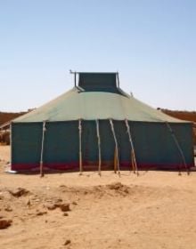 Book cover of Unfinished Atlas: 19 Projects by Manuel Herz Architects. Published by Park Books.