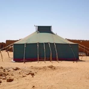 Book cover of Unfinished Atlas: 19 Projects by Manuel Herz Architects. Published by Park Books.