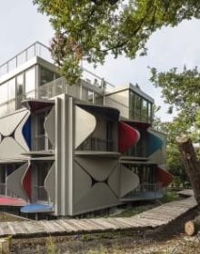 Book cover of Unfinished Atlas: 19 Projects by Manuel Herz Architects. Published by Park Books.