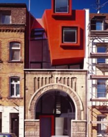 Book cover of Unfinished Atlas: 19 Projects by Manuel Herz Architects. Published by Park Books.