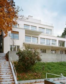 Book cover of The Glas House: Vienna 1933. Banished Visions. Published by Park Books.