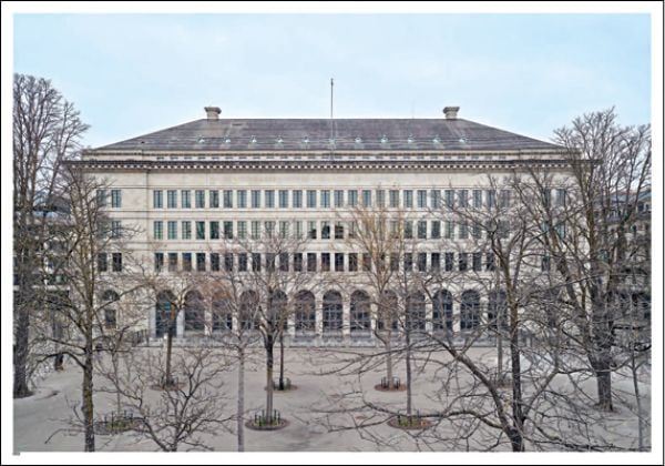 Book cover of The Swiss National Bank in Zurich, with decorative carved, long necked birds holding ivy. Published by Scheidegger & Spiess.