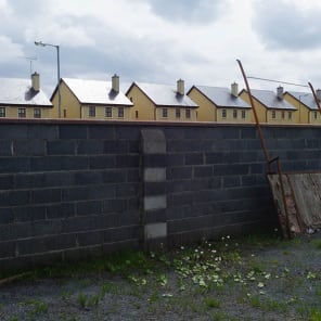 Book cover of Spillover: Switzerland’s Financial Center in Crisis Mode - Portraits of Decision-Makers. Published by Scheidegger & Spiess.