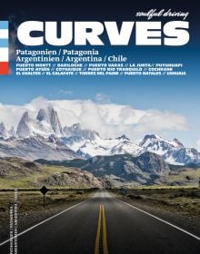 Book cover of Curves: Patagonia, with a straight road heading towards snowy mountain landscape. Published by Delius Klasing Verlag GmbH.